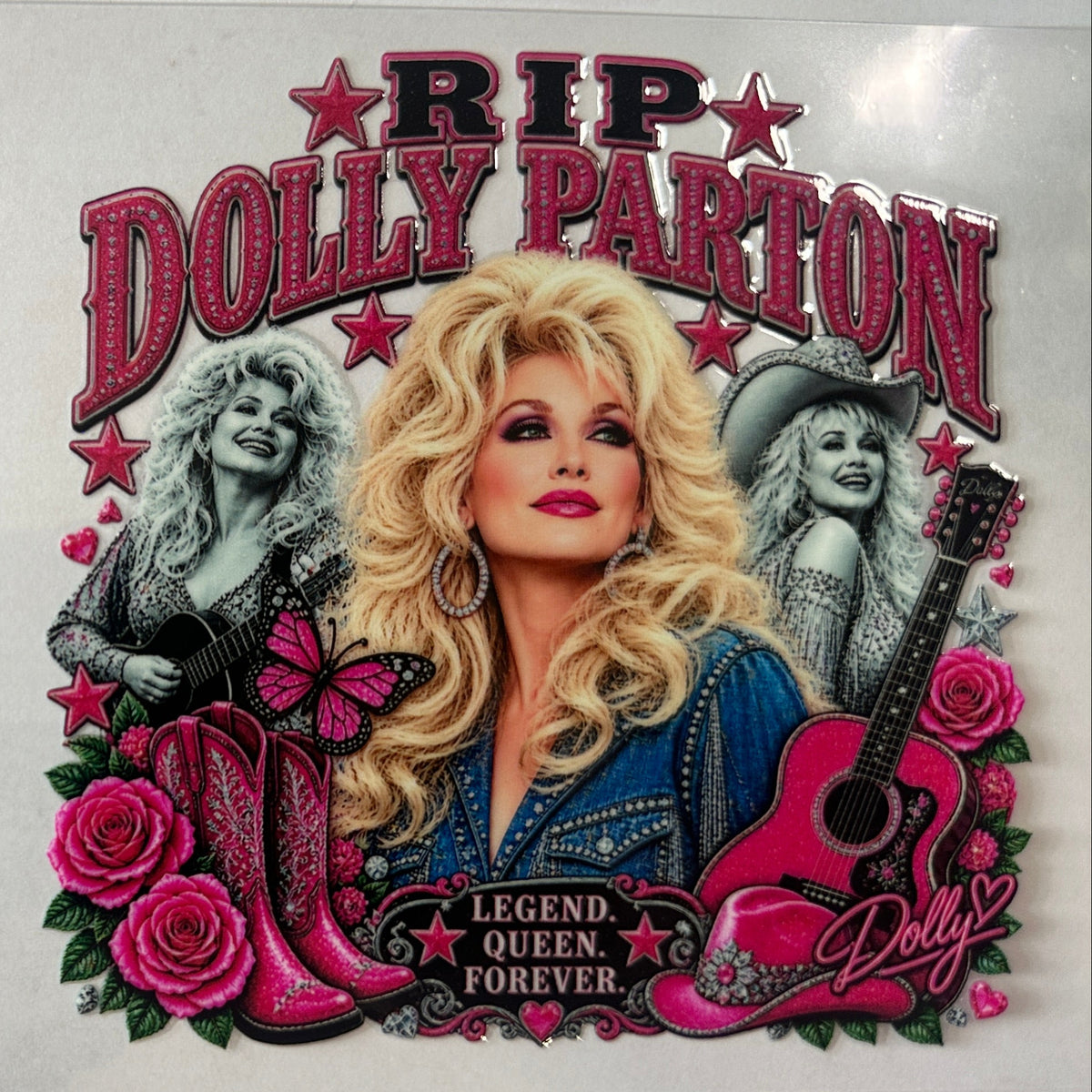 1067- Dolly (decal)