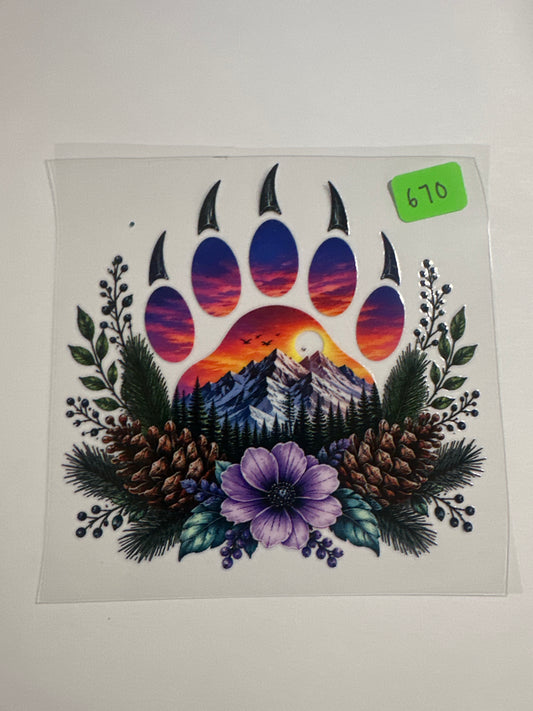 670- Decal Paw