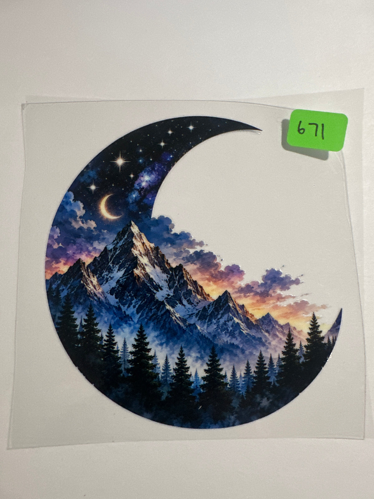 671- Decal Moon/Mountains